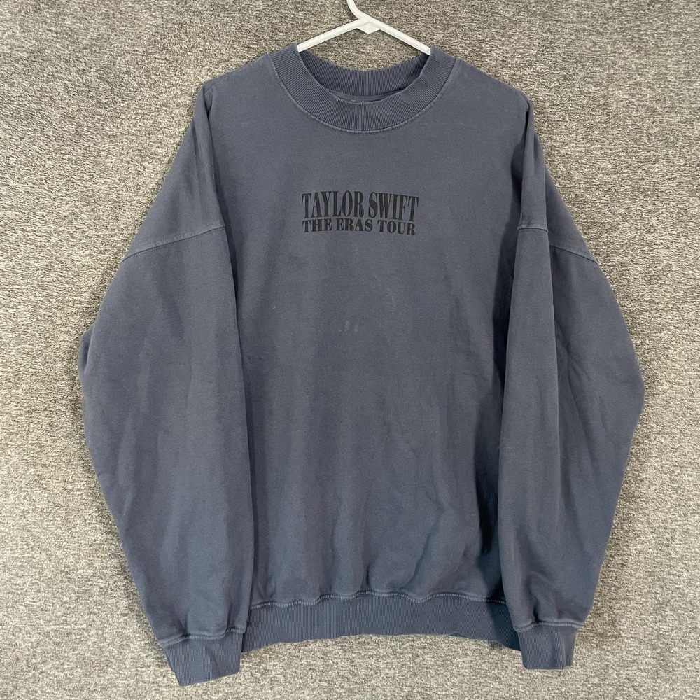Taylor Swift Sweatshirt Womens Large Blue The Eras Tour Graphic Fleece Pullover